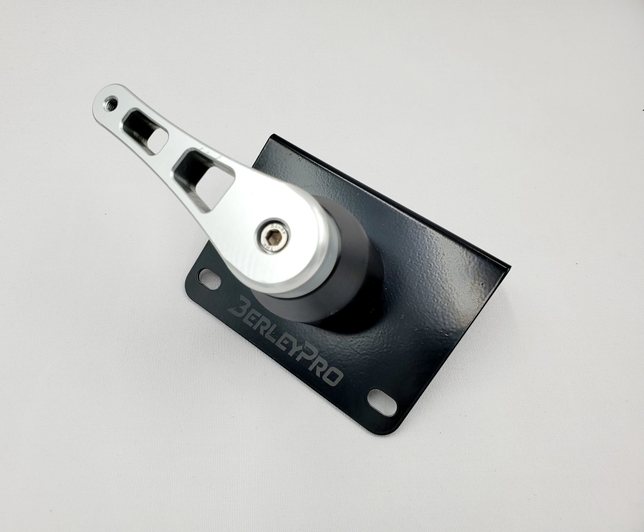 BerleyPro Titan 13.5 Aluminum Upgraded Steering Handle 3 BerleyPro Titan 13.5 Aluminum Upgraded Steering Handle