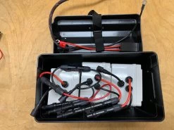 FPV-Power 12V 150Ah V3 Waterproof Lithium Batteries Wired In Parallel With 3 10Ah Chargers (3-50Ah Batteries) 9 FPV-Power 12V 150Ah V3 Waterproof Lithium Batteries Wired In Parallel With 3 10Ah Chargers (3-50Ah Batteries) -Aqua Adventures fpv power 12v 150ah v3 waterproof lithium batterie 3